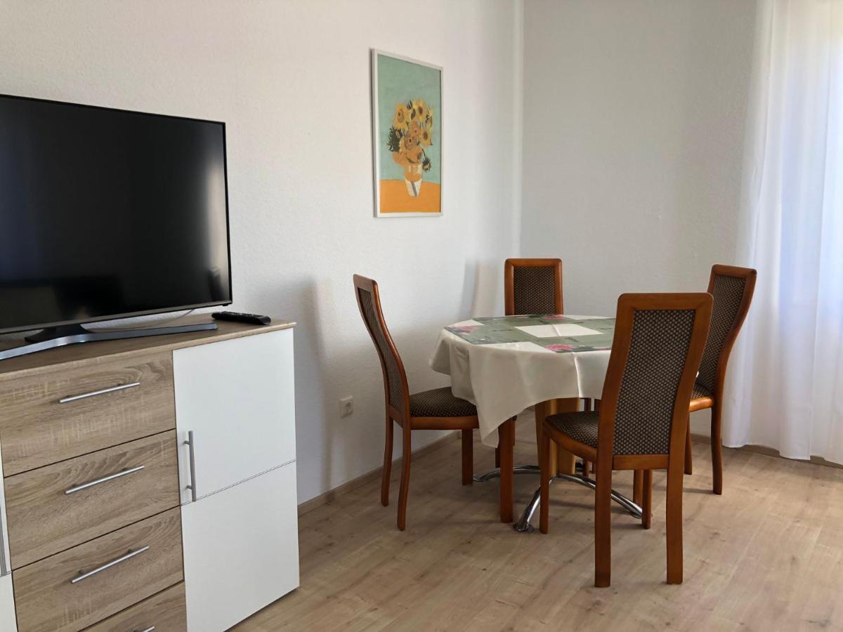 Lotus 5 Apartment *